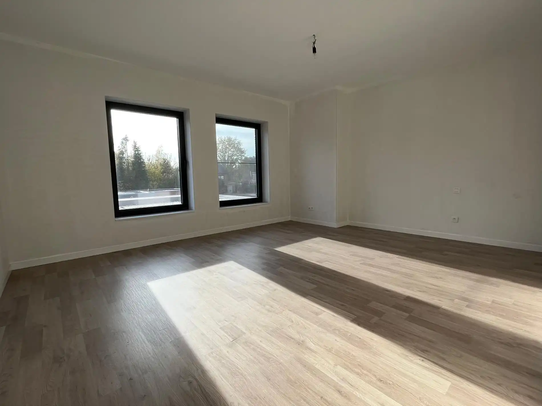 Energiezuinige nieuwbouwwoning met 2 slpks en dubbele garage op de markt in Olmen! foto 6