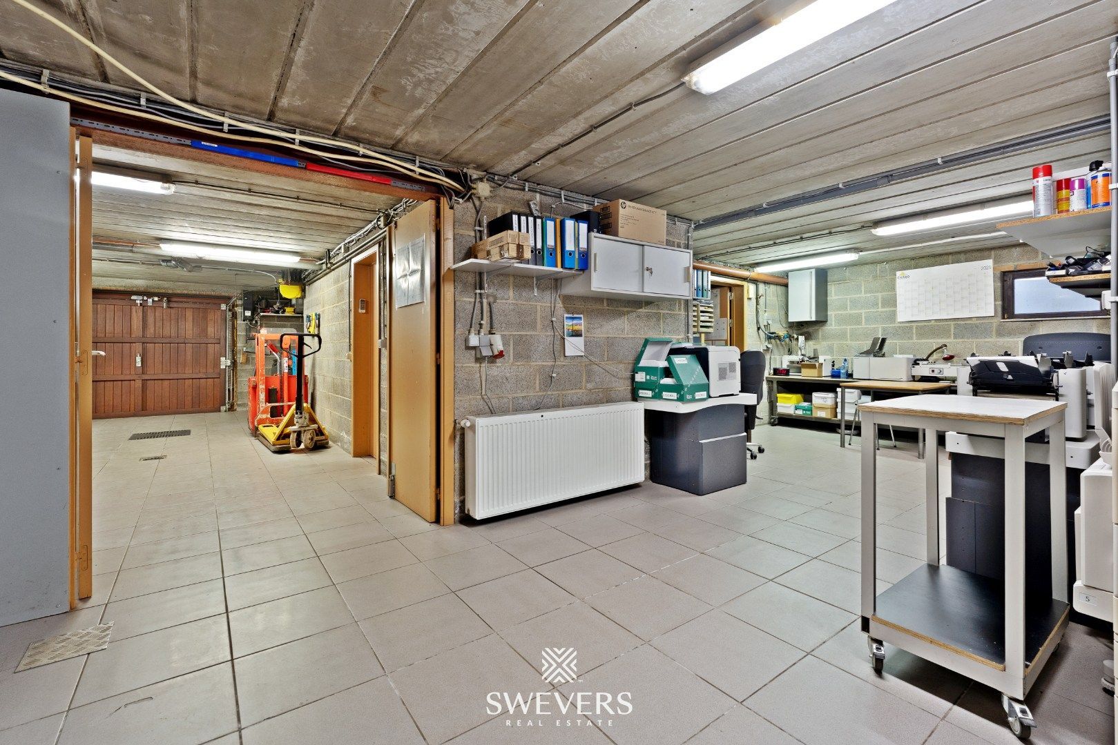 Ruime woning ( 345 m2 ) met 4 SLPK op prachtig perceel van 21a50ca foto 45