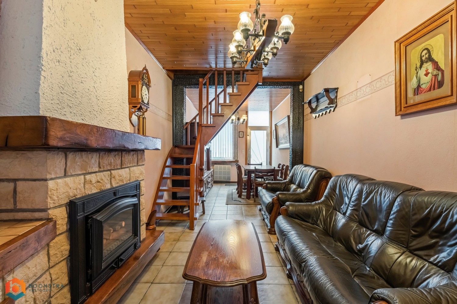 Knusse starterswoning met 2 slpkrs te Mechelen foto 2