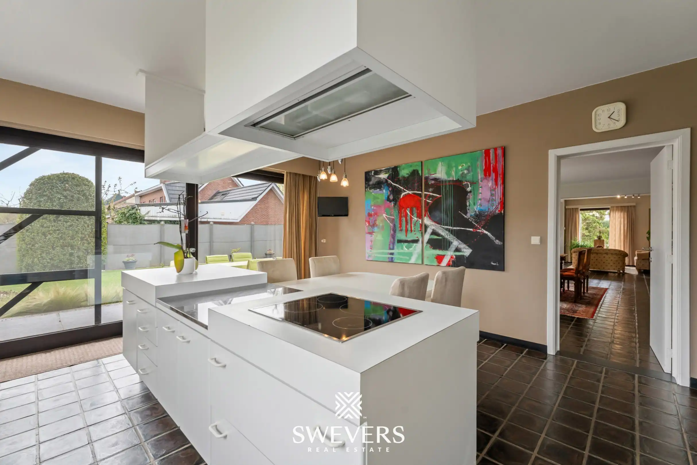 Authentieke villa met praktijkruimte en grote tuin te Hoepertingen foto 11