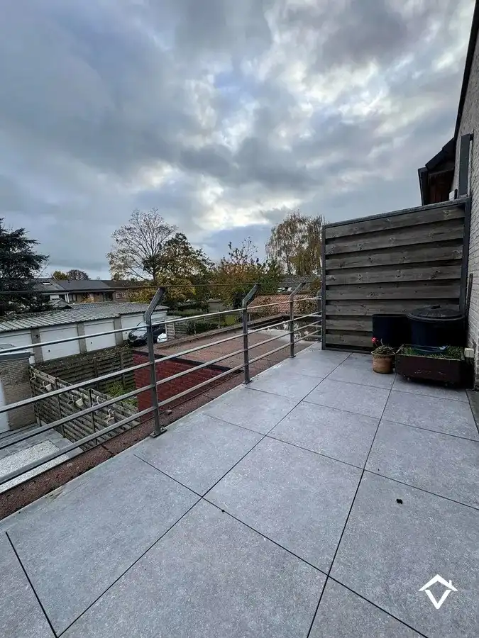 Instapklaar appartement met 2 slaapkamers en garage te Torhout foto 6