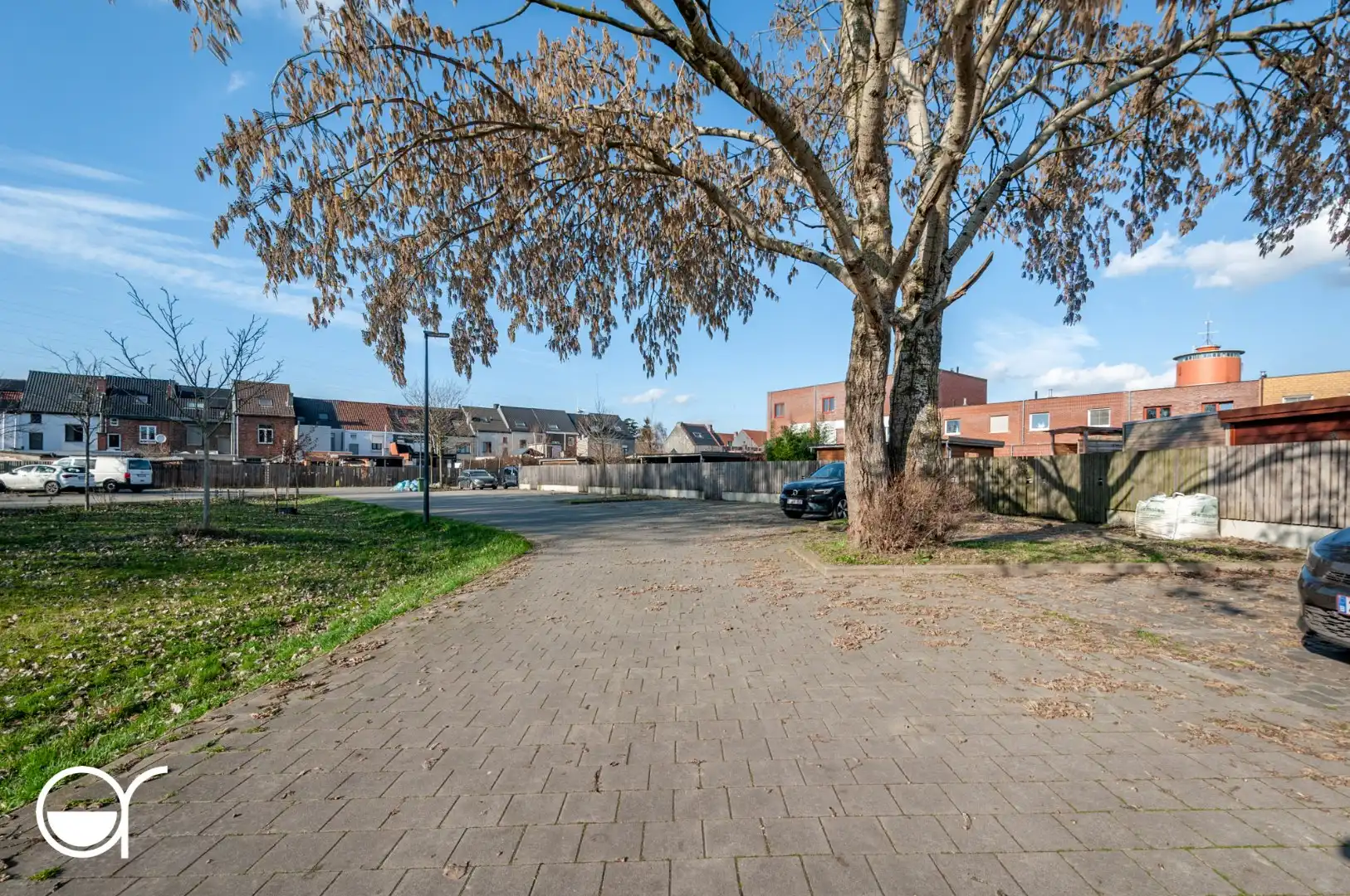 Woning met 3 - 4 slaapkamers met zonnige tuin foto 23