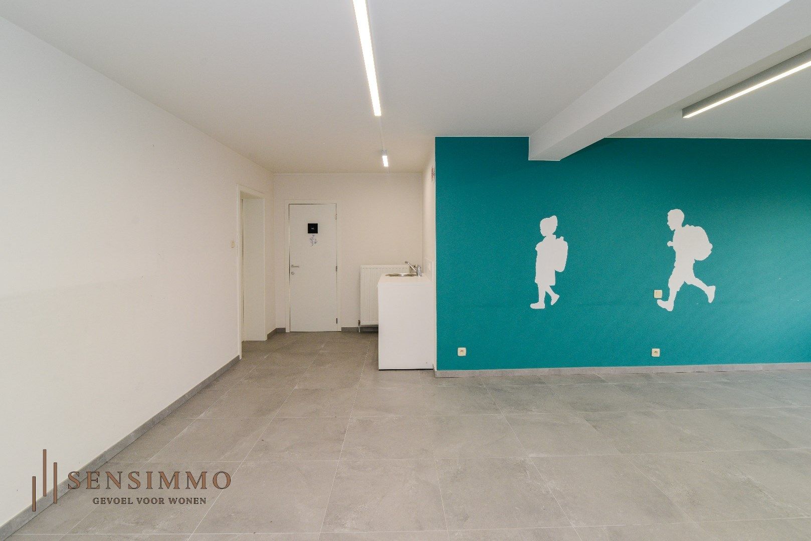 Ruim en moderne handelspand in Houthalen-Helchteren foto 11