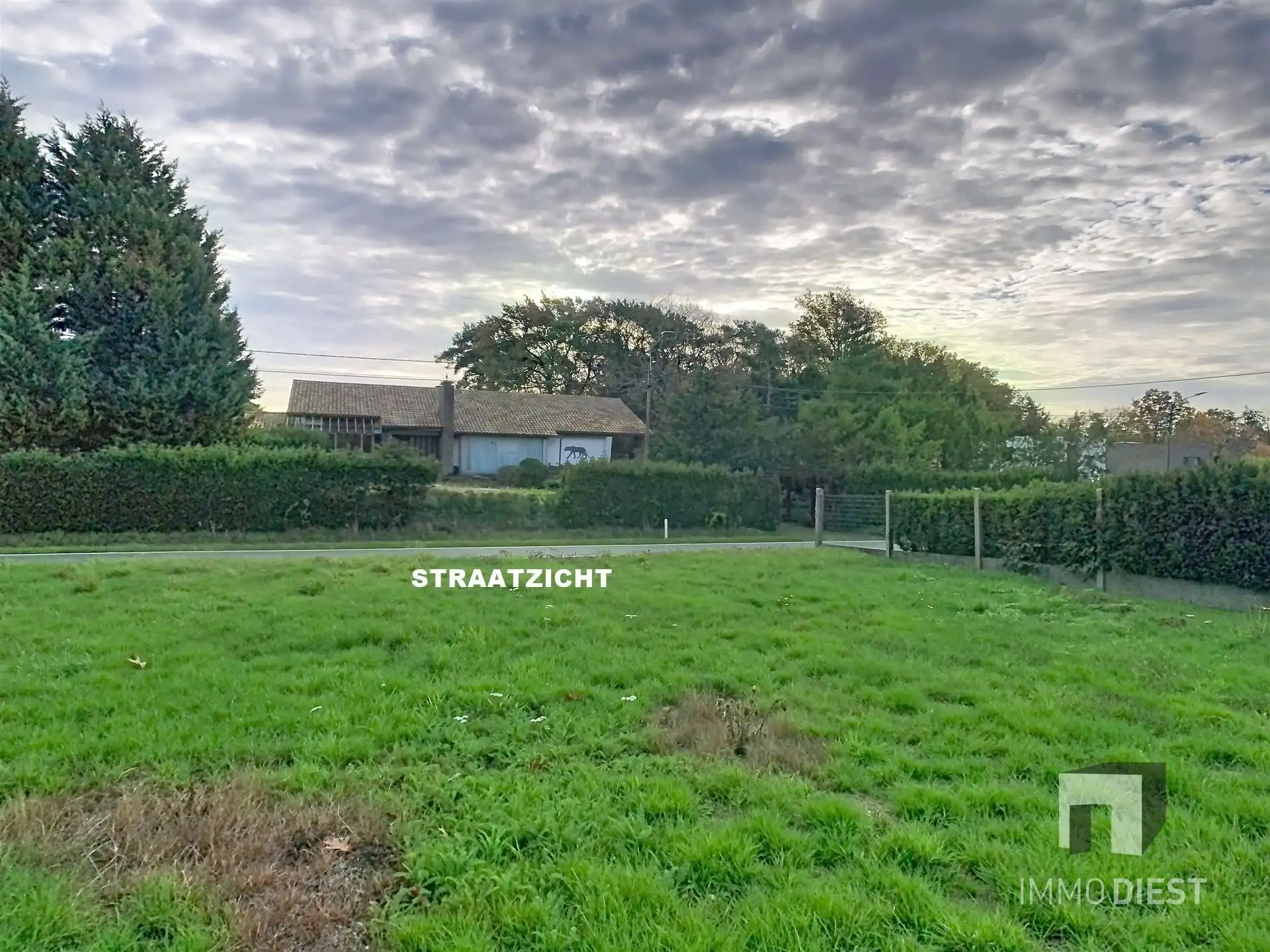 Bouwgrond open bebouwing op 18,72 are met achterliggende weide van 52,11 are foto 4