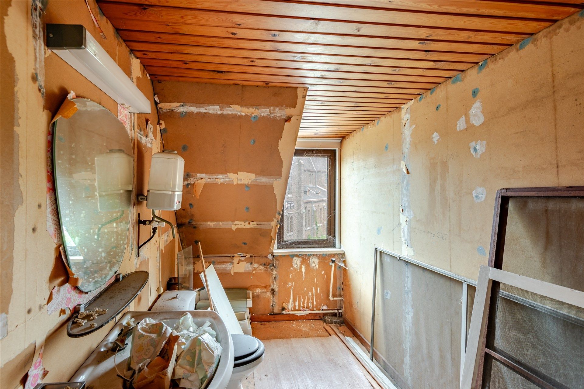 Op te frissen woning met 4 slks en tuin foto 21