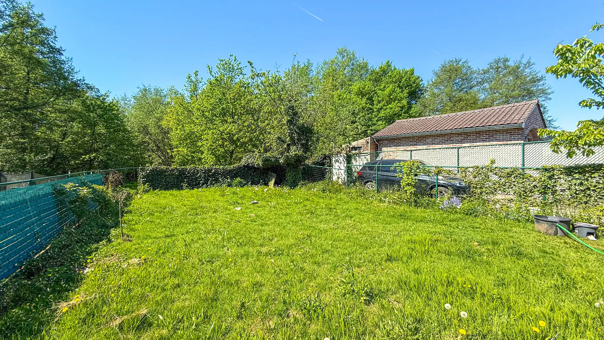 Instapklaar appartement met 2 slpks, balkon, tuin + parking! foto 19