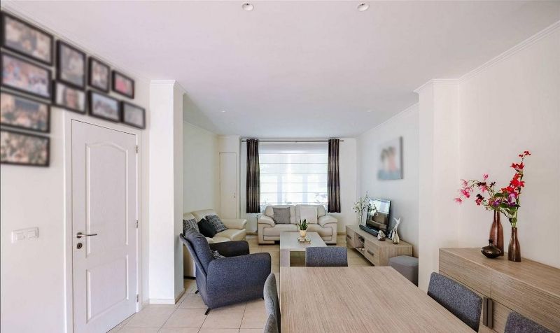 --- NIEUW --- Gezinswoning met garage en tuin in Merelbeke-Flora! foto 5