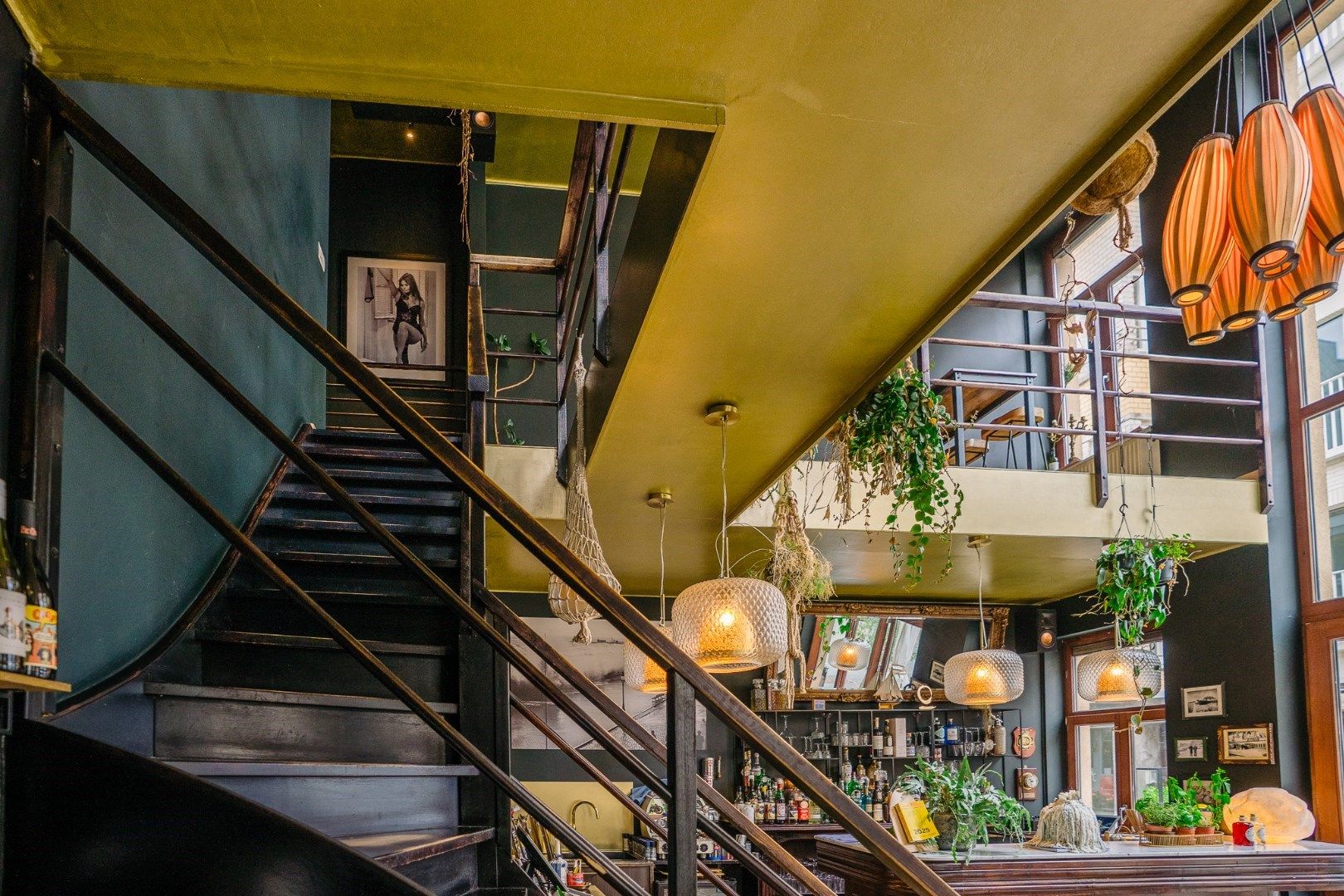 INSTAPKLAAR HANDELSPAND OP TOPLOCATIE  foto 10