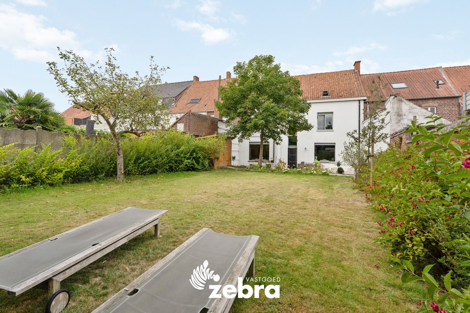 Ruime gerenoveerde woning met 3 slaapkamers en prachtige tuin te Ledegem! foto 29