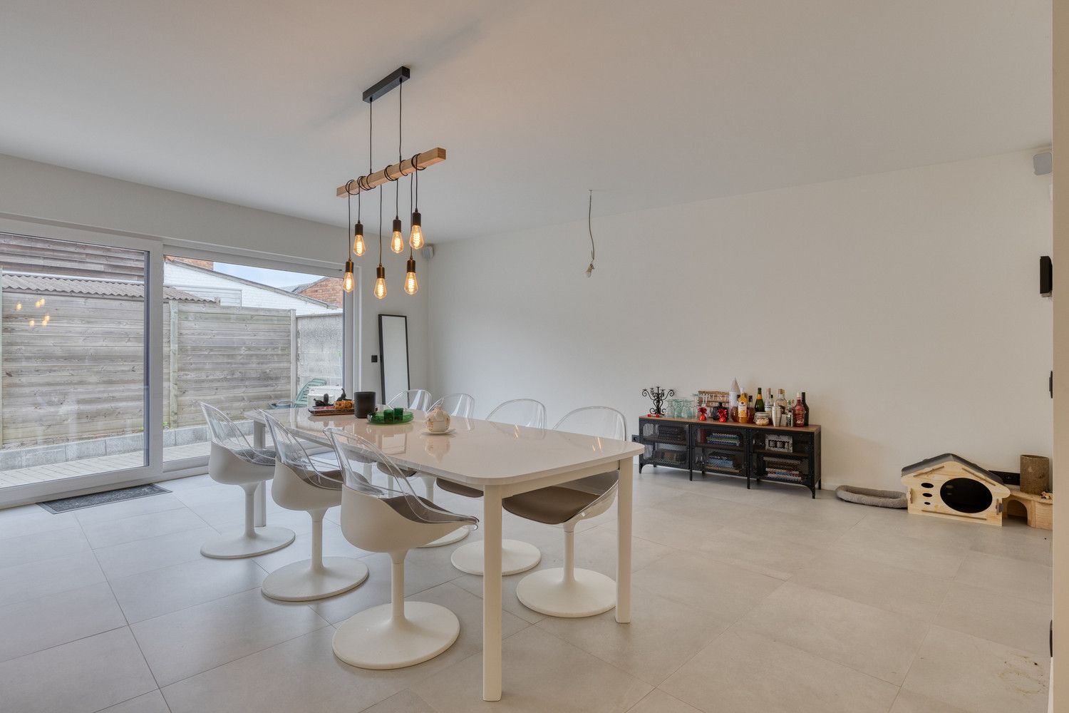INSTAPKLARE, VOLLEDIG VERNIEUWDE WONING, IN HET HART VAN ASSENT! foto 8