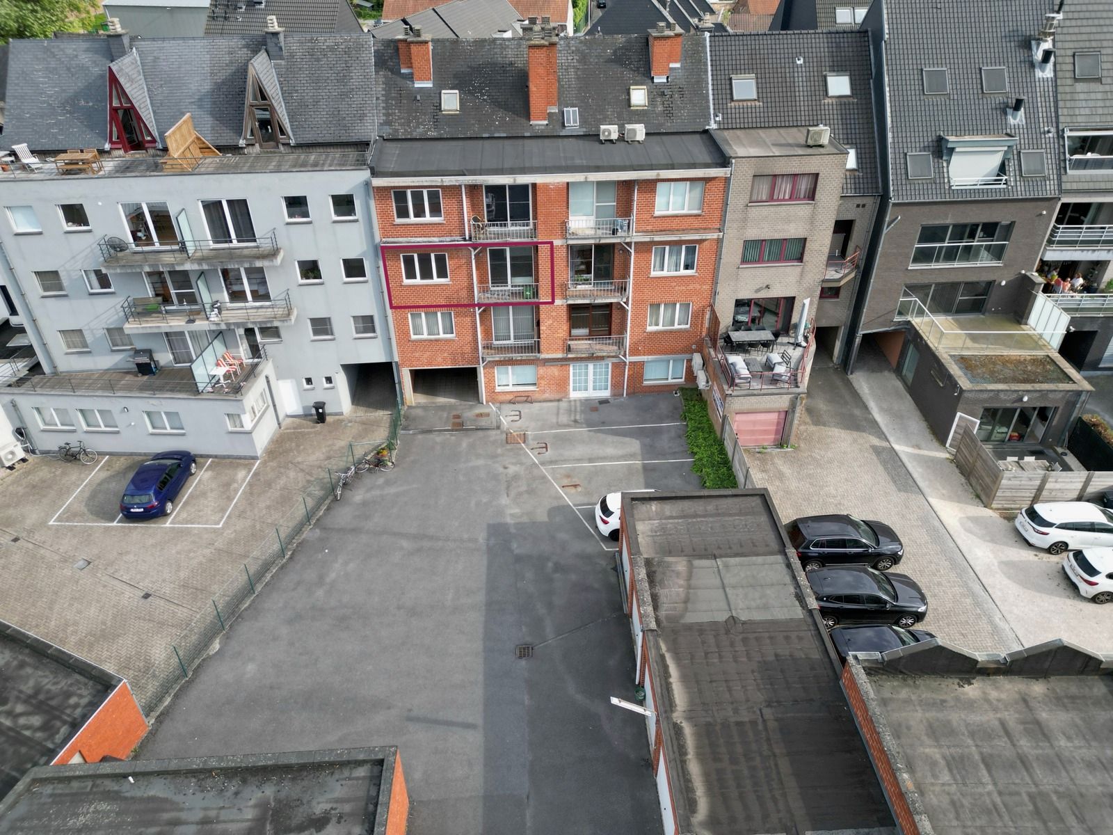 Te renoveren App met 2 SLPK én garagebox, op toplocatie! foto 15