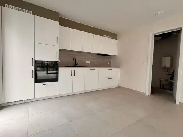 Luxueus appartement in hartje Hasselt foto 3