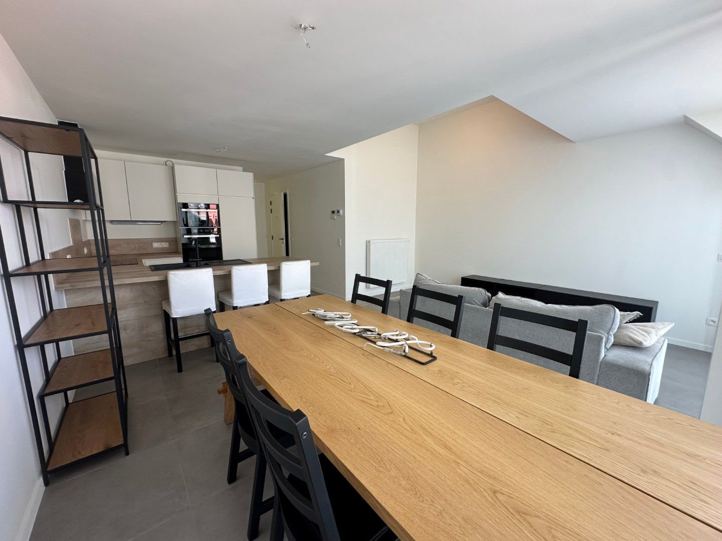 Te huur op jaarbasis – modern appartement in Sint-Idesbald foto 3