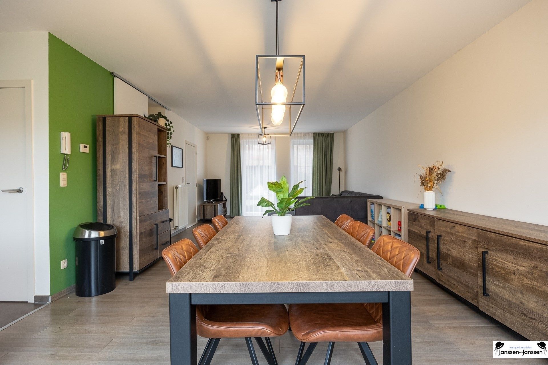 Instapklaar, energiezuinig en charmant huis foto 7