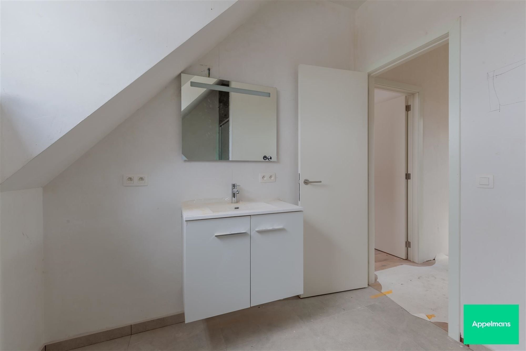 Nieuwbouw woning met 2 slaapkamers foto 32