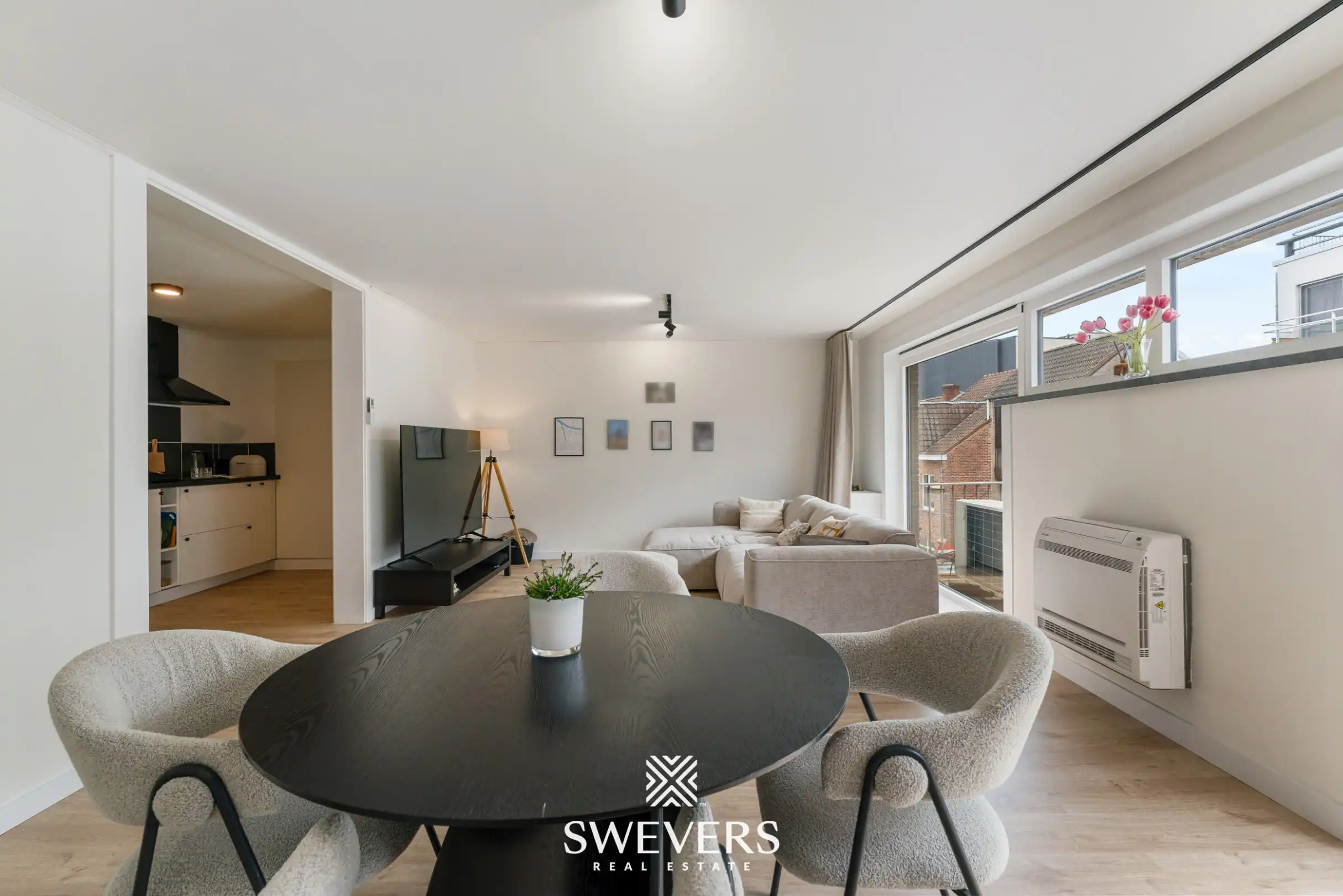 Instapklaar appartement met 2 slaapkamers en lift in centrum Beringen  foto 9