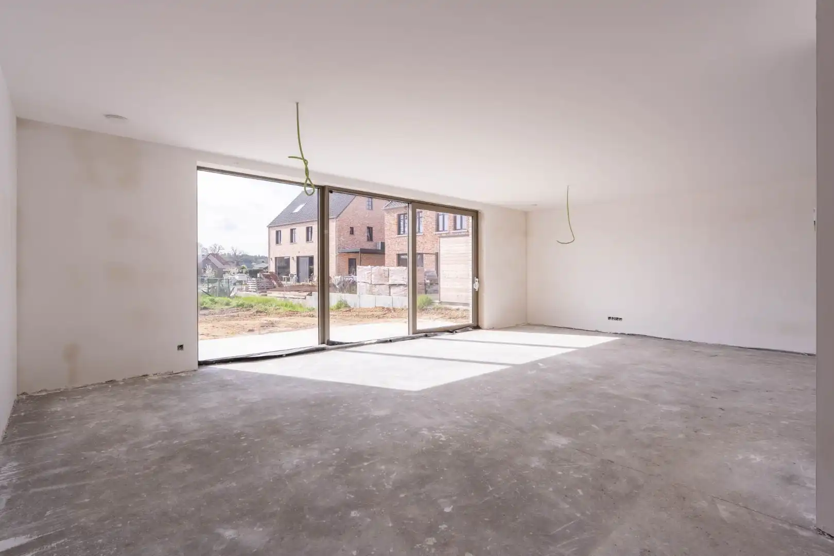 Vrijstaande, rustig gelegen CASCO + afgewerkte woning in een moderne bouwstijl op een fraai perceel op een rustige locatie!  foto 7