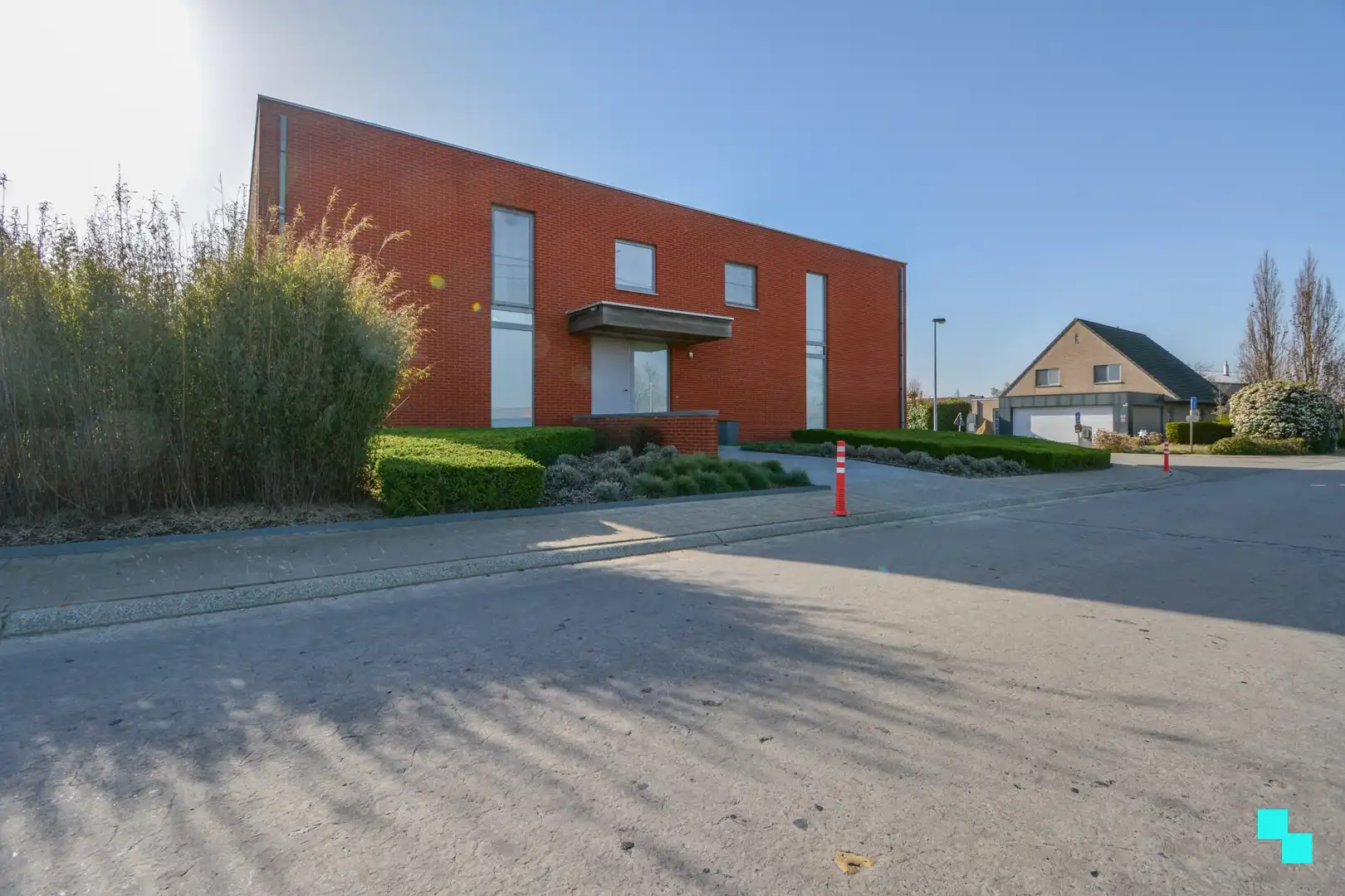 Bijzonder lichtrijke en verrassend ruime villa te Hooglede foto 34