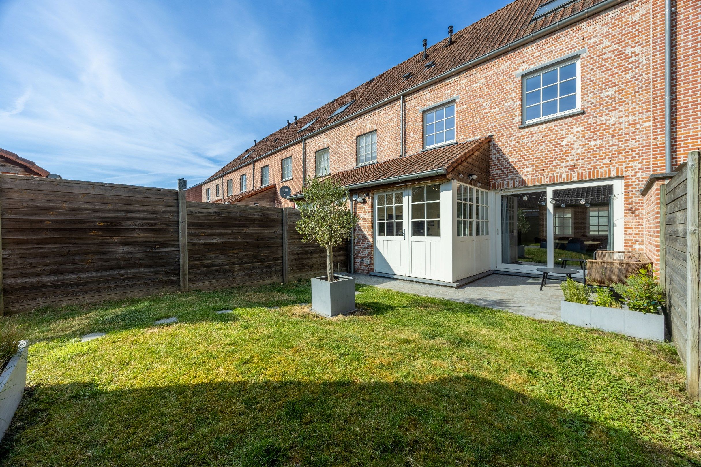 CHARMANTE PASTORIEWONING MET GARAGE foto 2