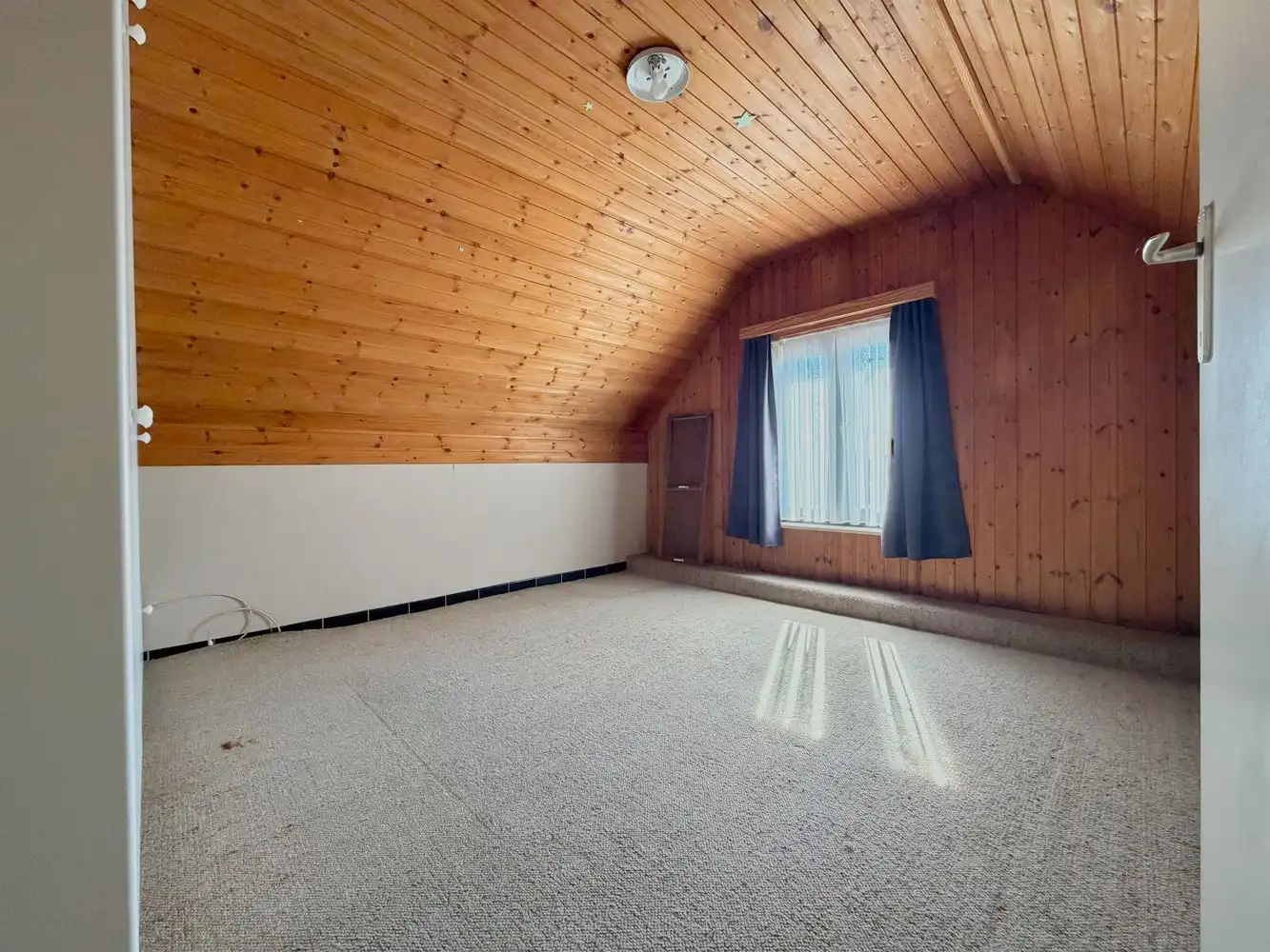 Lichtrijke gezinswoning met zonnige tuin foto 14