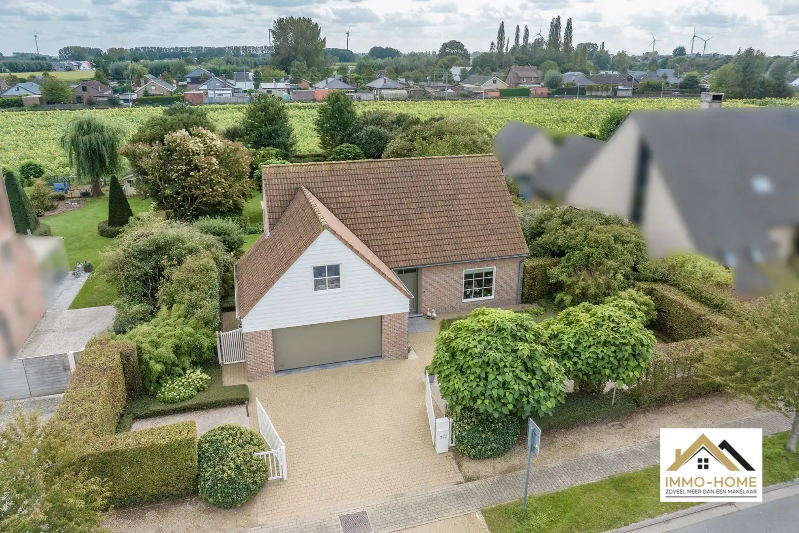 Prachtige woning met breed uitzicht op de tuin foto 27