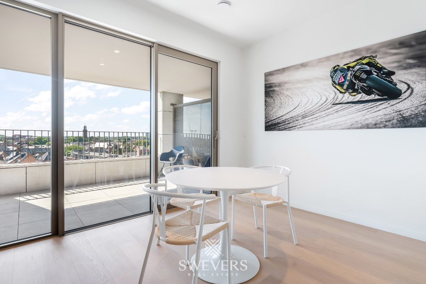 Luxueus instapklaar appartement met twee terrassen én parkeergarage in Quartier Blue foto 8