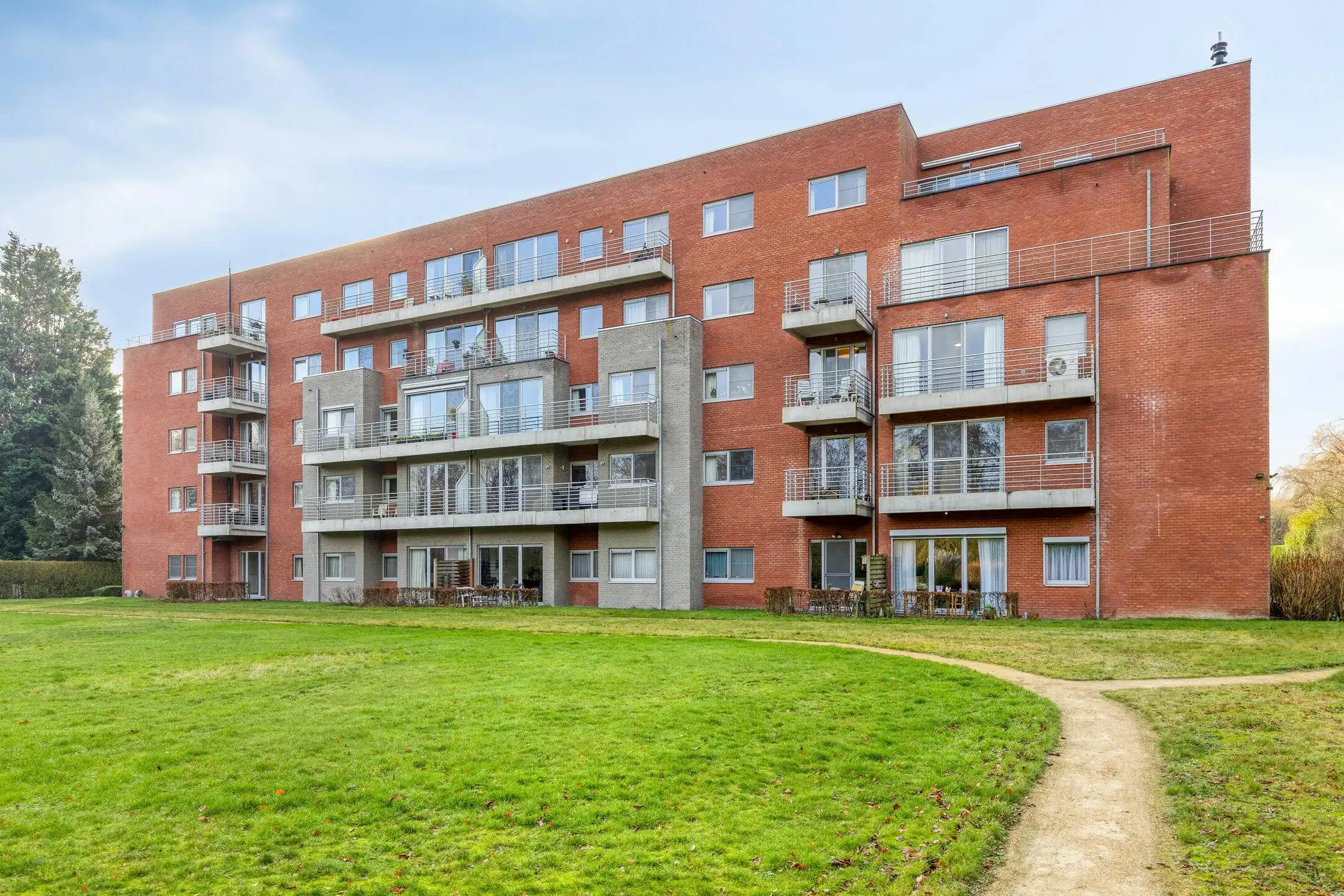 Serviceflat (145 m²) te koop in Wilrijk foto 16