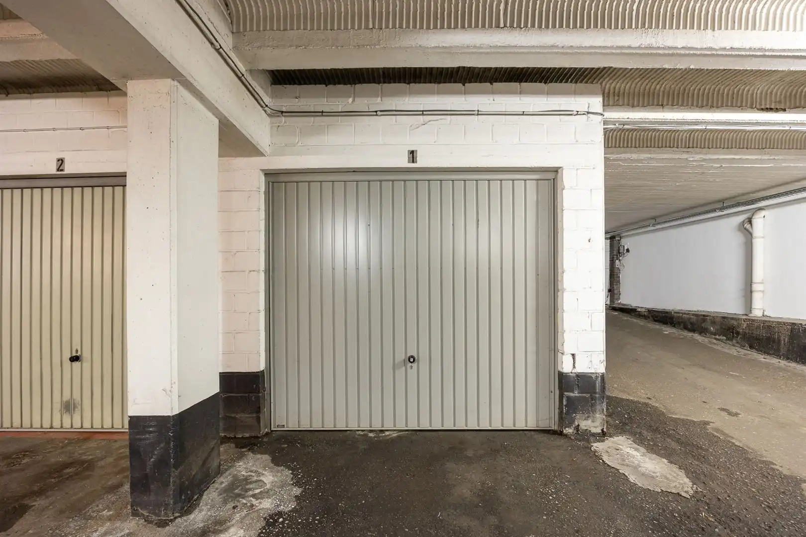 Garagebox aan de Fruithoflaan foto 4
