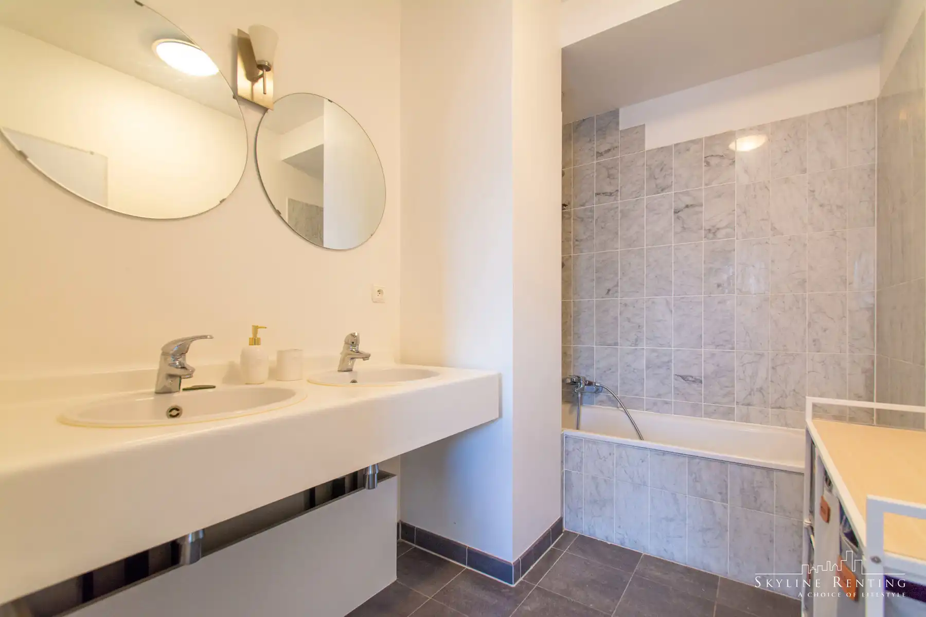 Mooi gemeubeld app. 1k (+bureau) + MOOI TERRAS! (EU area) foto 11