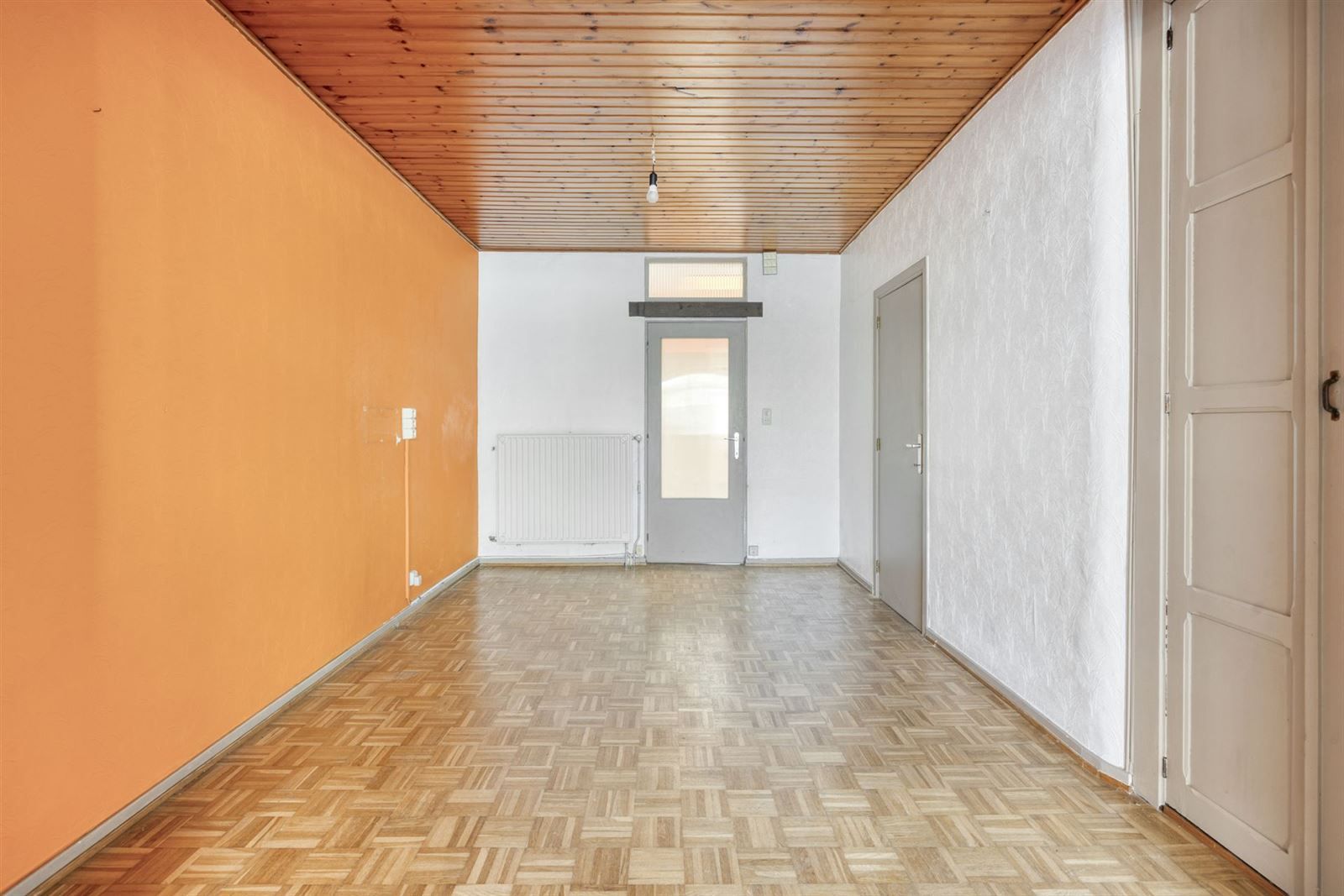 Opbrengstwoning met 2 appartementen en 3 garageboxen foto 7