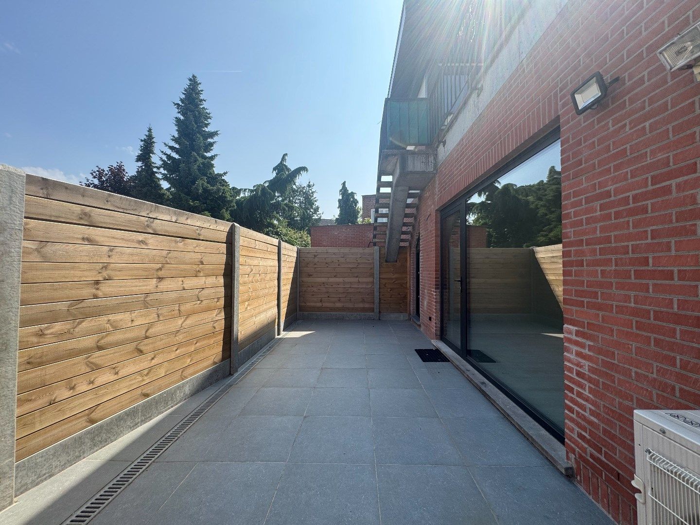 Volledig vernieuwd gelijkvloers-appartement in hartje Opwijk - 2 slpk foto 6