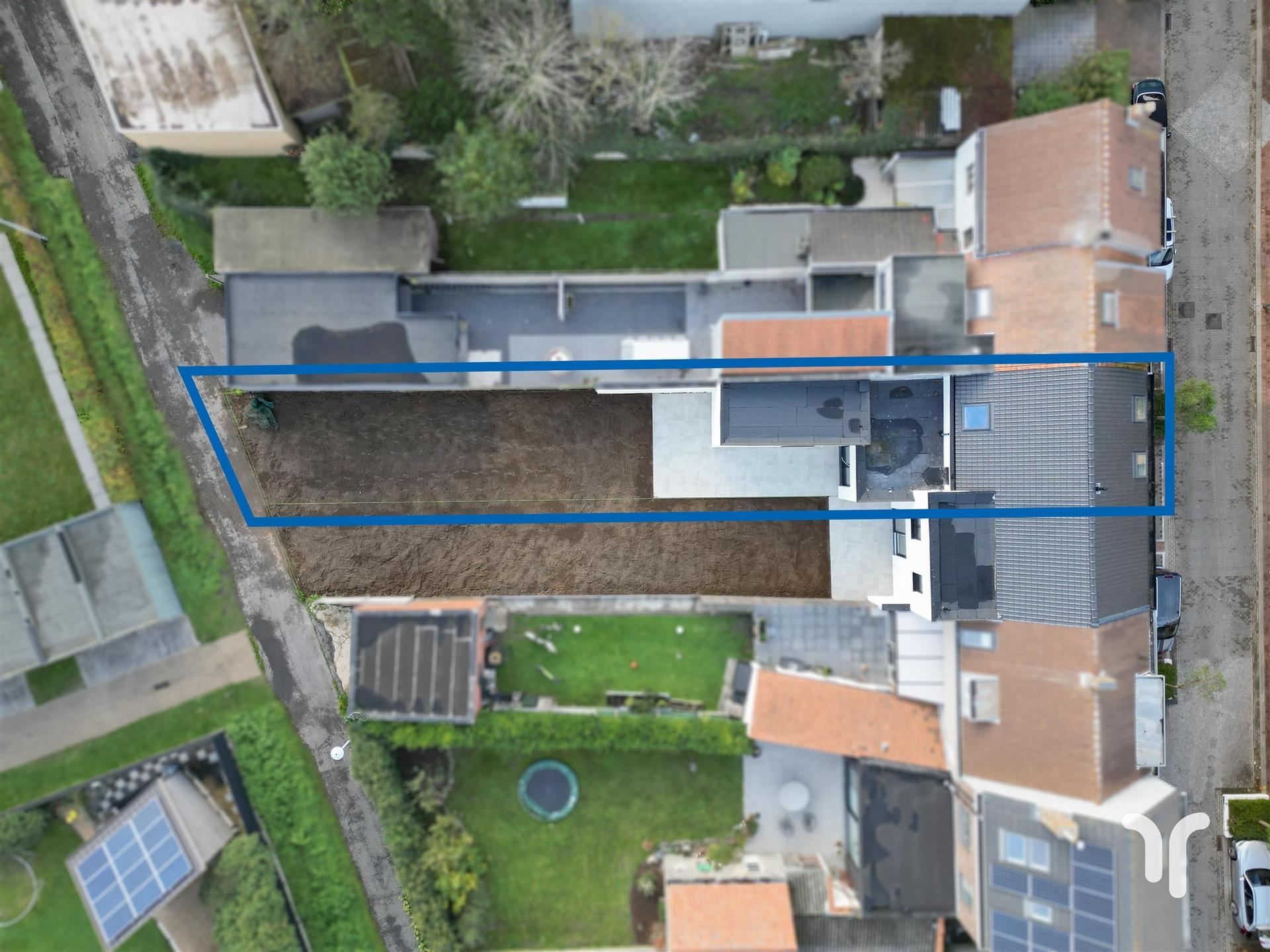 Gerenoveerde woning met 3 slaapkamers.  foto 13