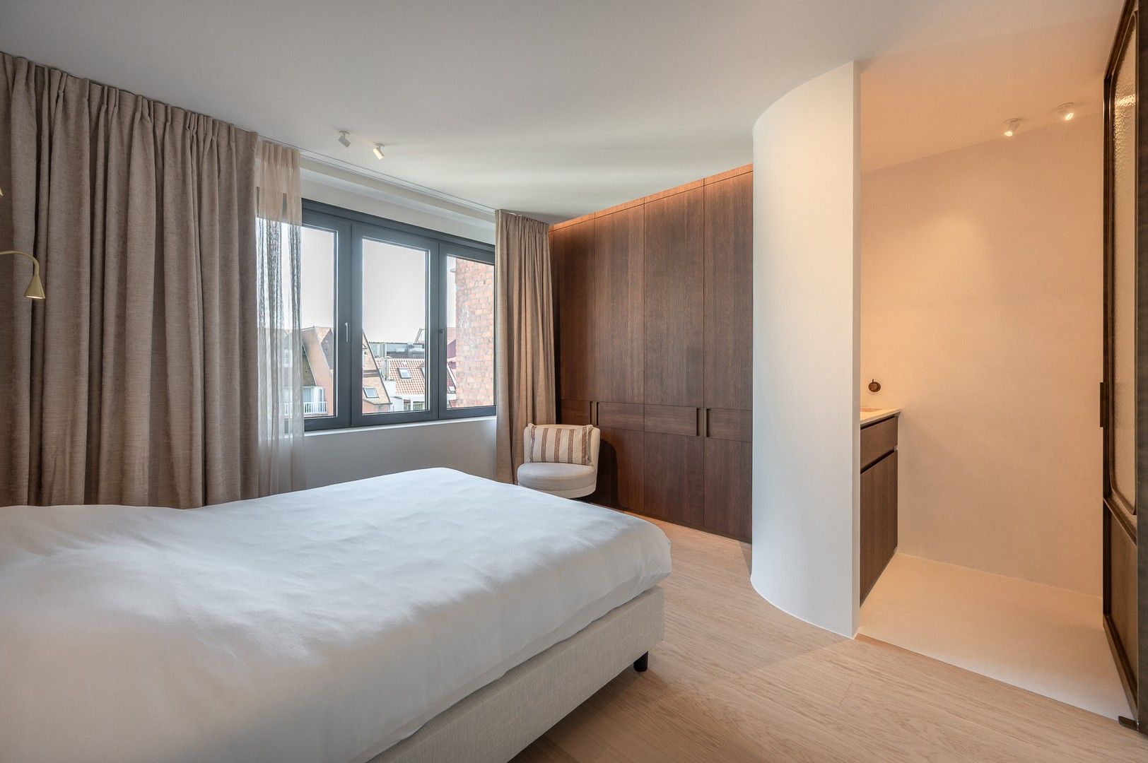 Subliem appartement met een gevelbreedte van 8 meter en frontaal zeezicht in het Zoute. foto 24