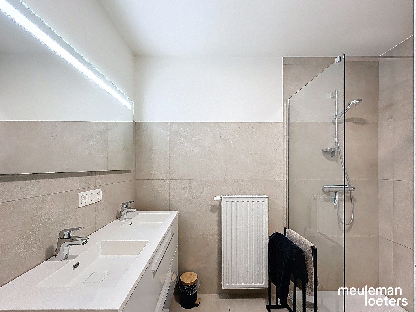 Recent appartement met autostaanplaats  foto 8