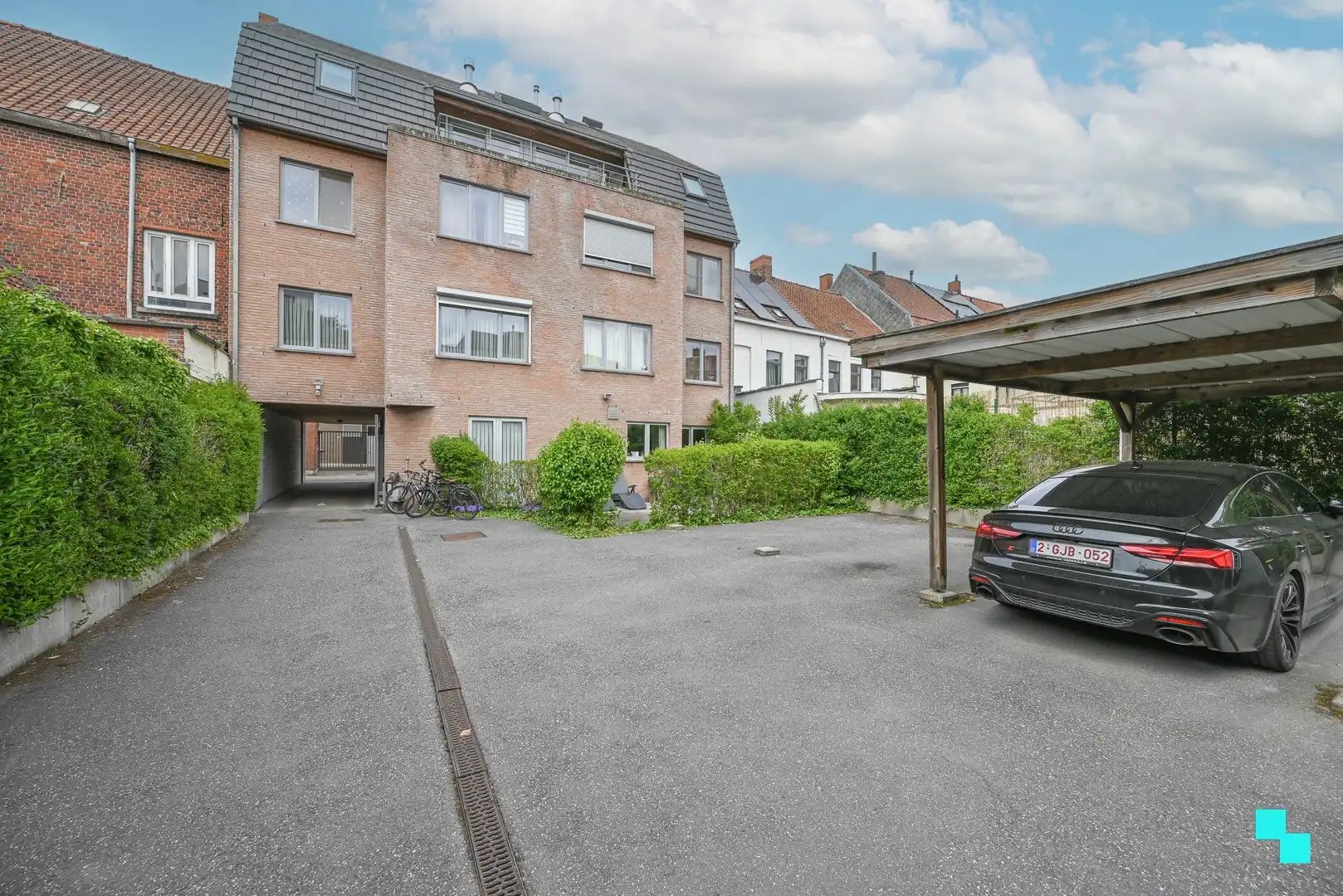 Riant dakappartement in hartje Izegem met panoramisch zicht foto 24