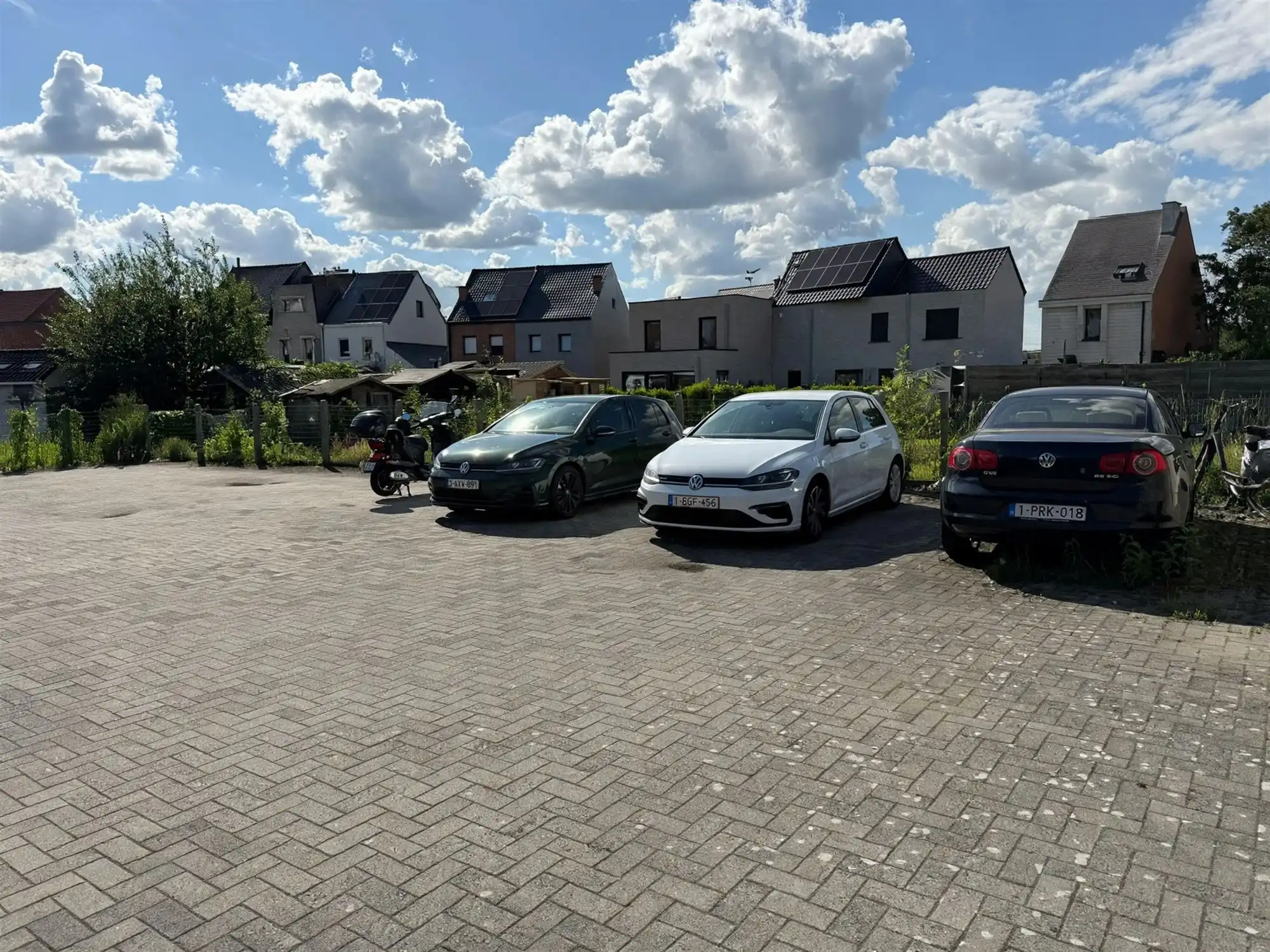 Toffe duplex met terras en staanplaats foto 9