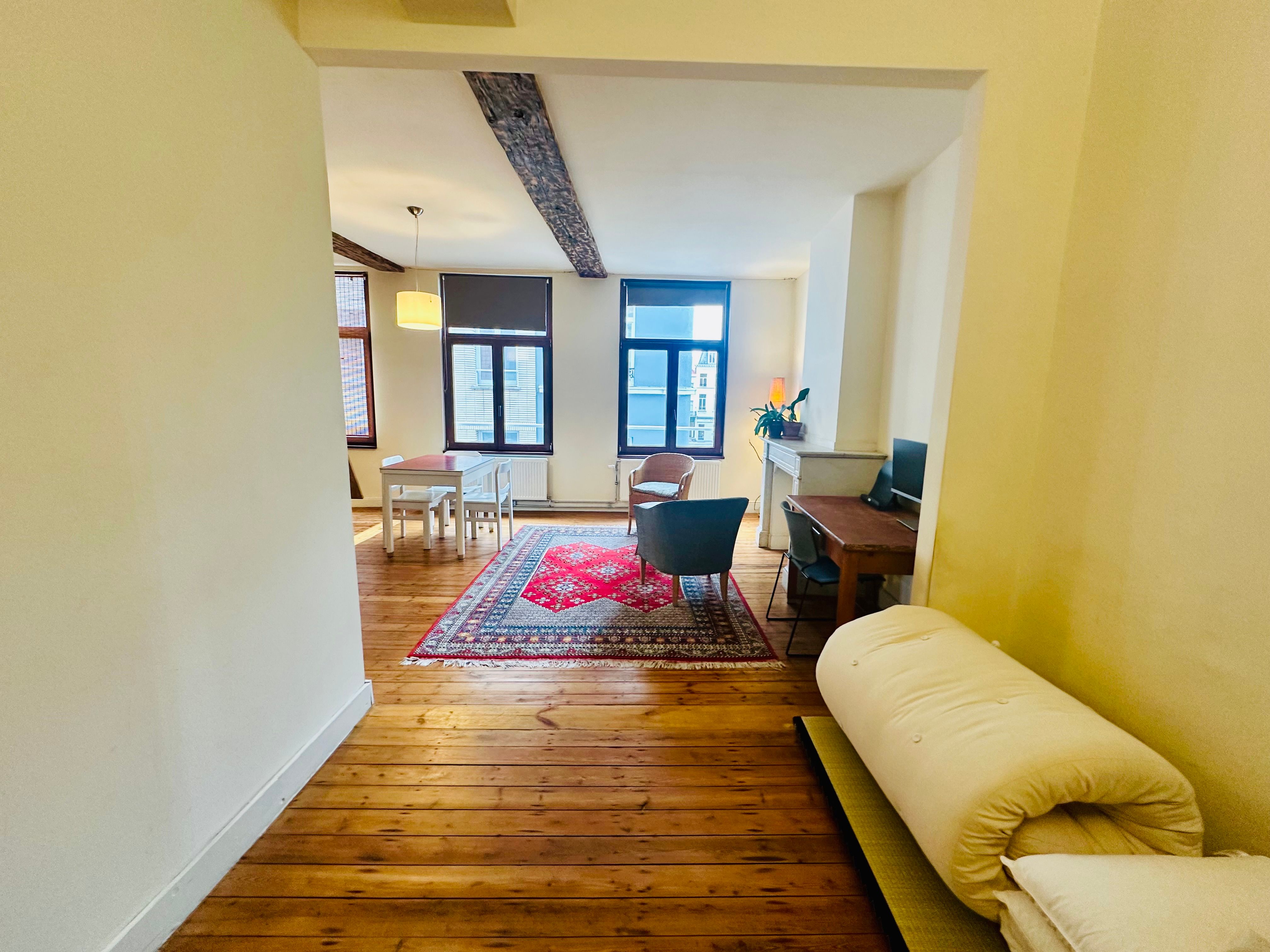 Centraal gelegen appartement met open concept en werkruimte foto 10