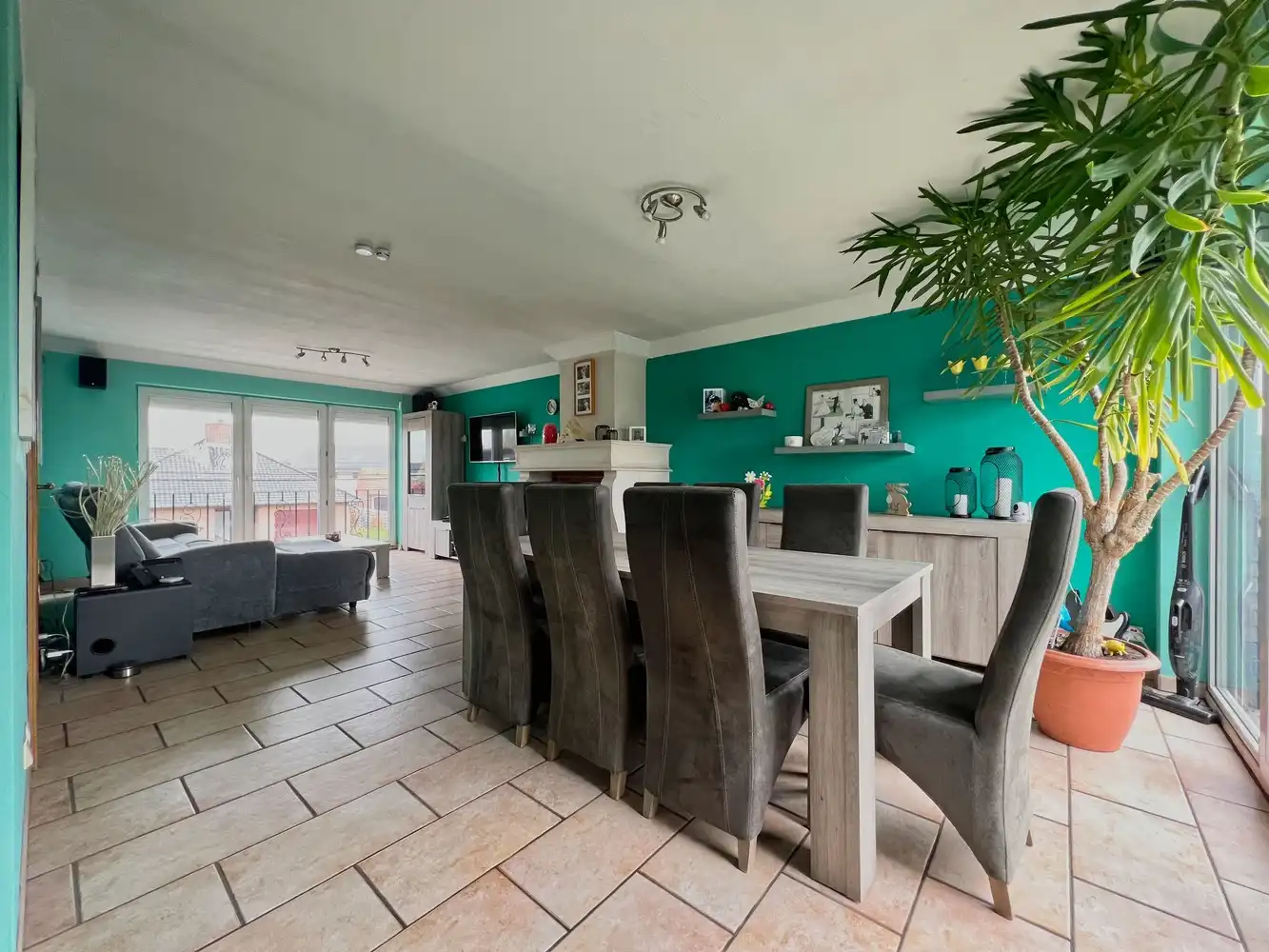 Instapklare woning met grote garage +polyvalente ruimte foto 5