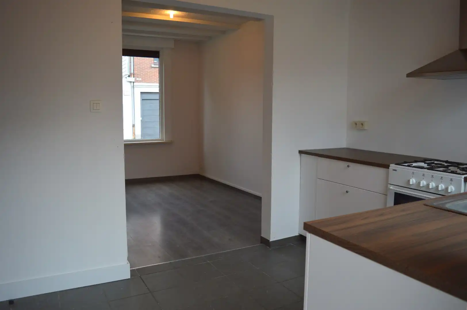 Woning met 2 slaapkamers in Bissegem met vlotte bereikbaarheid foto 6