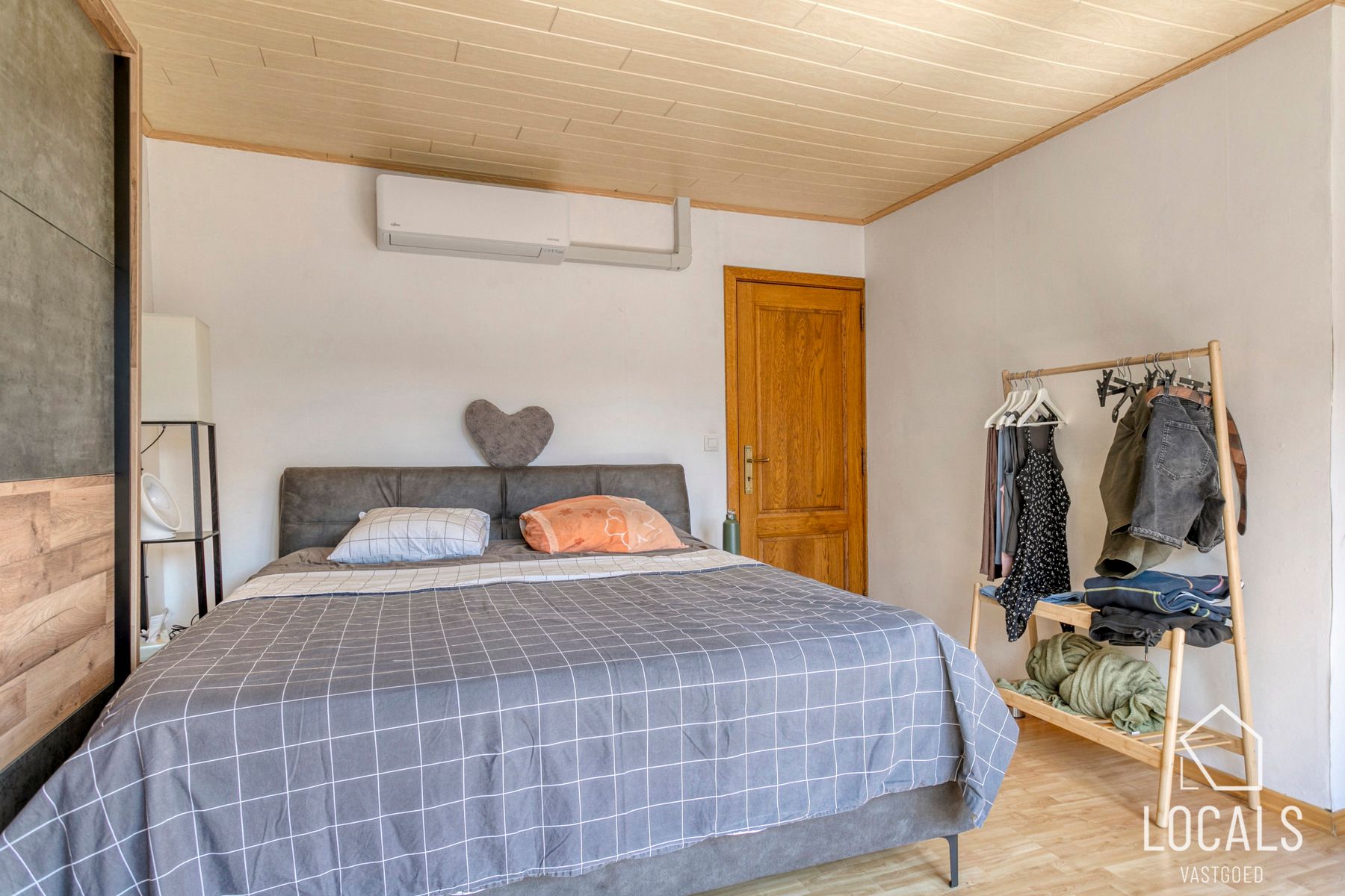 Leuke gezinswoning met 2 slaapkamers, tuin en garage foto 11