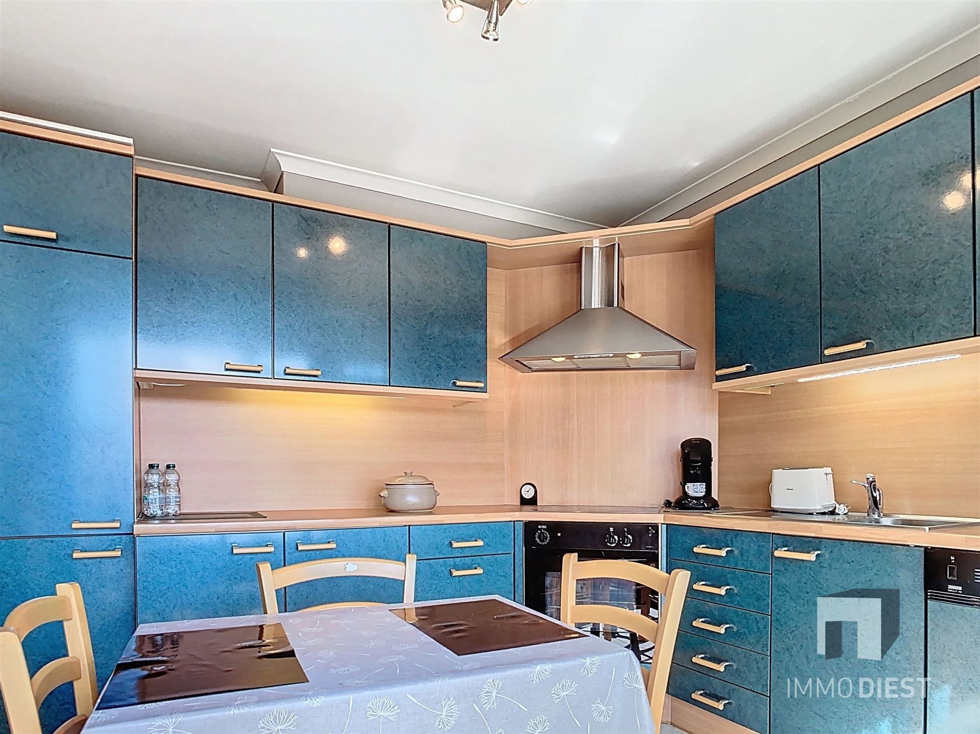 Appartement met 3 slpks + garage + kelder foto 4