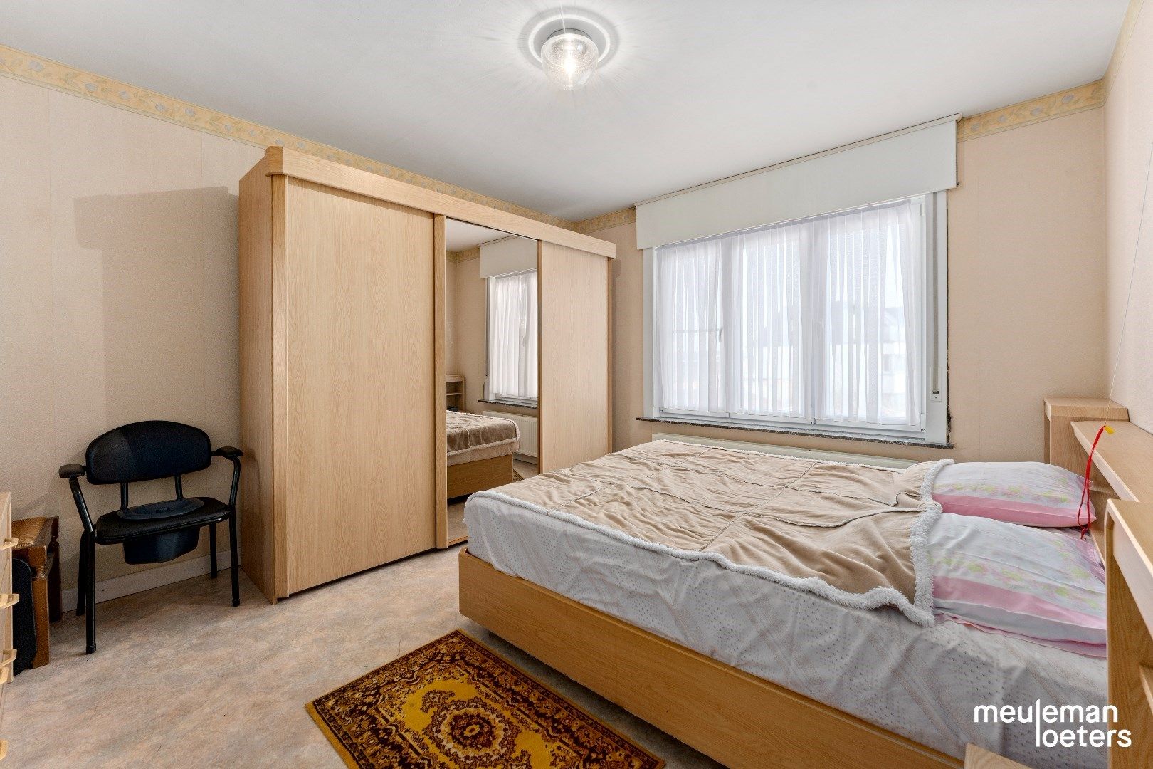 Te renoveren woning met ruime tuin foto 9