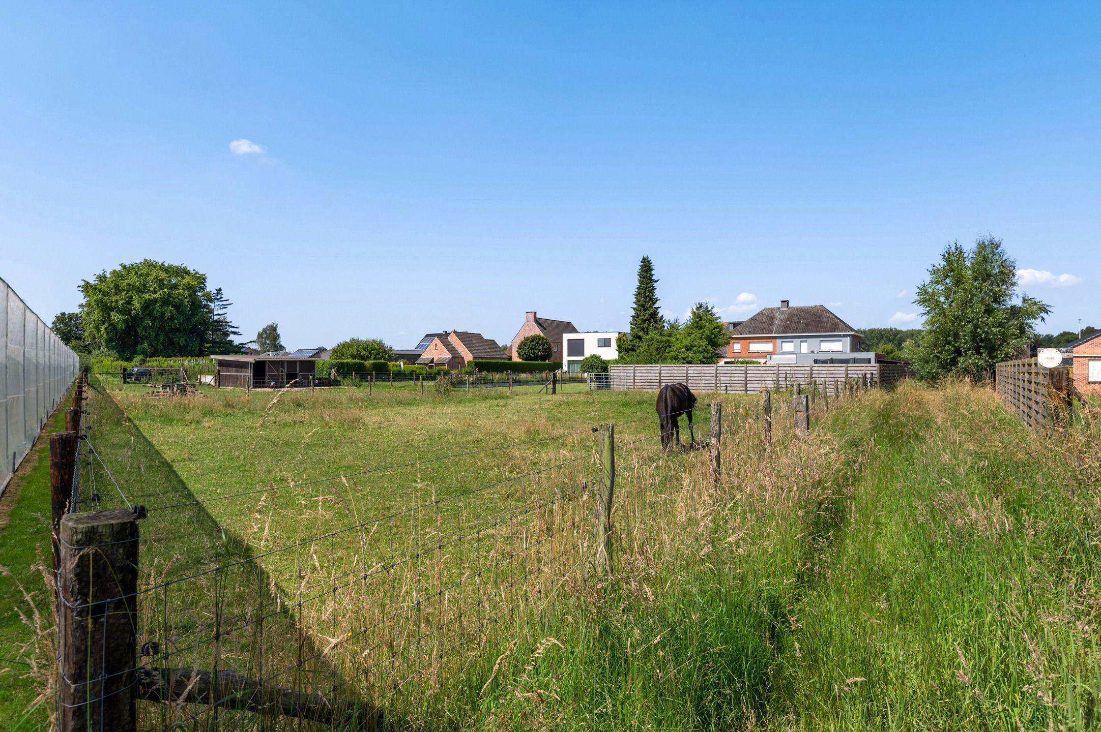 Prachtige villa op rustige locatie met achterliggend weiland. foto 13