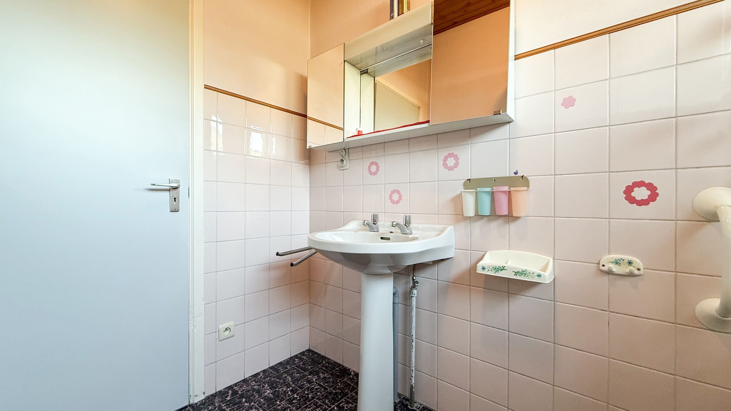 Verzorgde gelijksvloerse woning met 3 slaapkamers te Zolder! foto 14