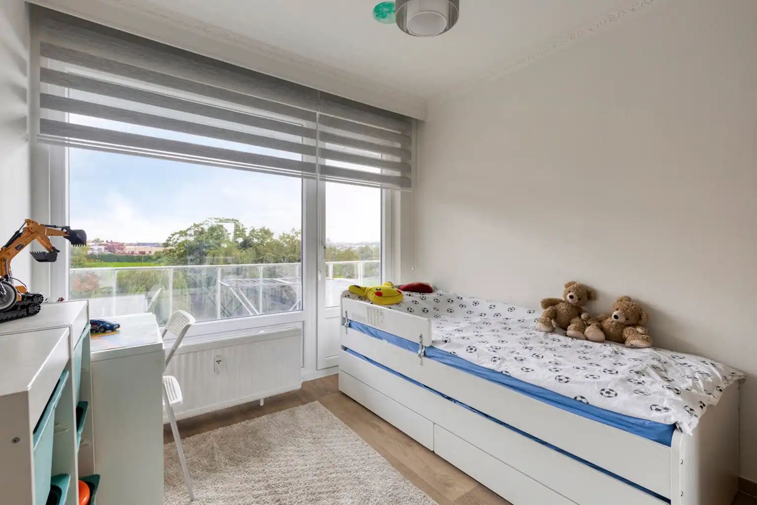Instapklaar appartement met prachtig uitzicht op het park foto 7