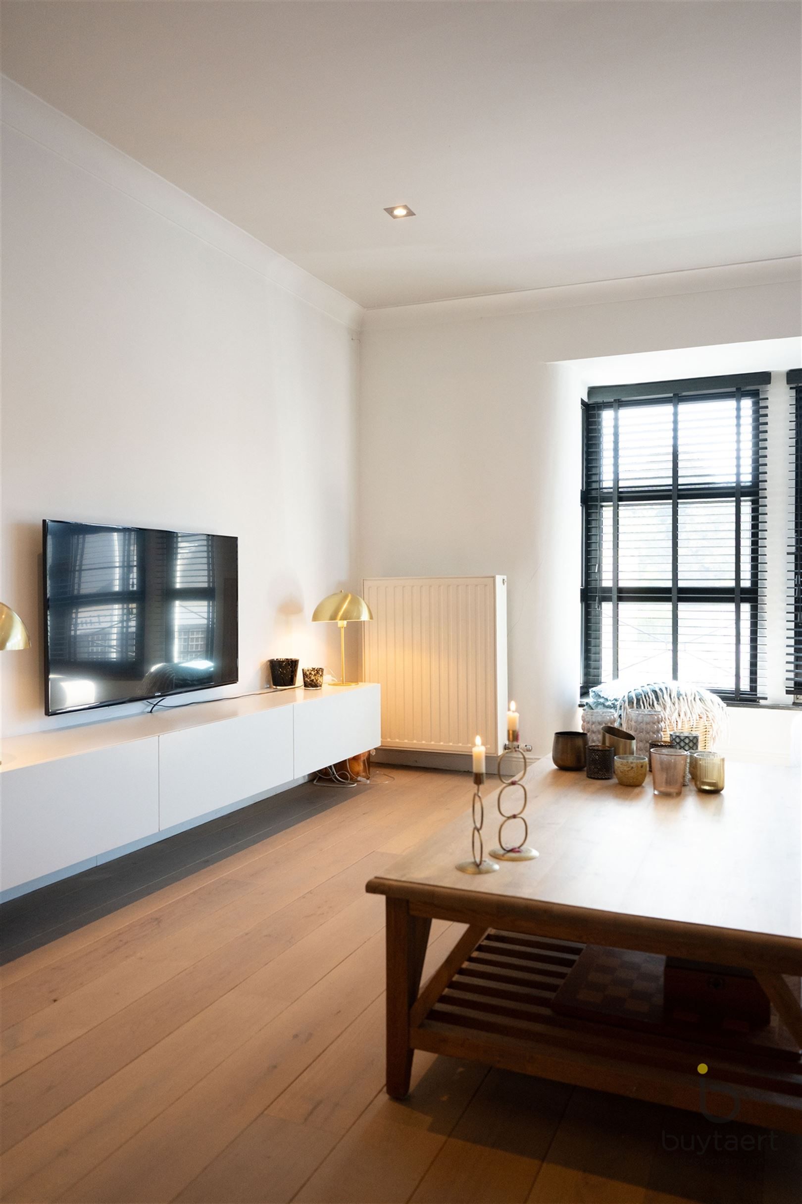 Véél ruimte, terras én tuin: lichtrijk 3 slaapkamer - triplex appartement in hartje Schilde! foto 8