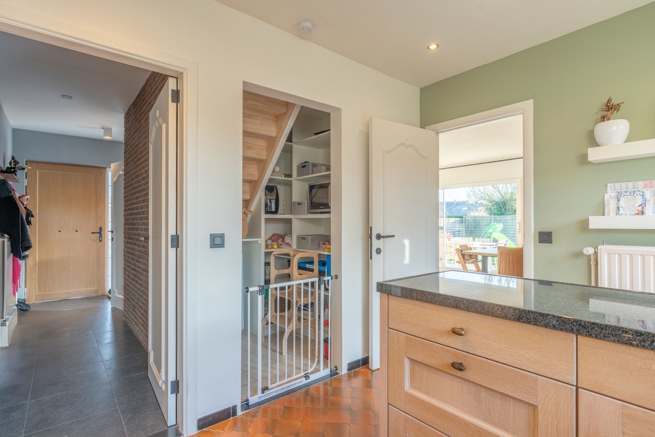 Instapklare woning met 3-4 slpks in rustige wijk te Turnhout foto 14