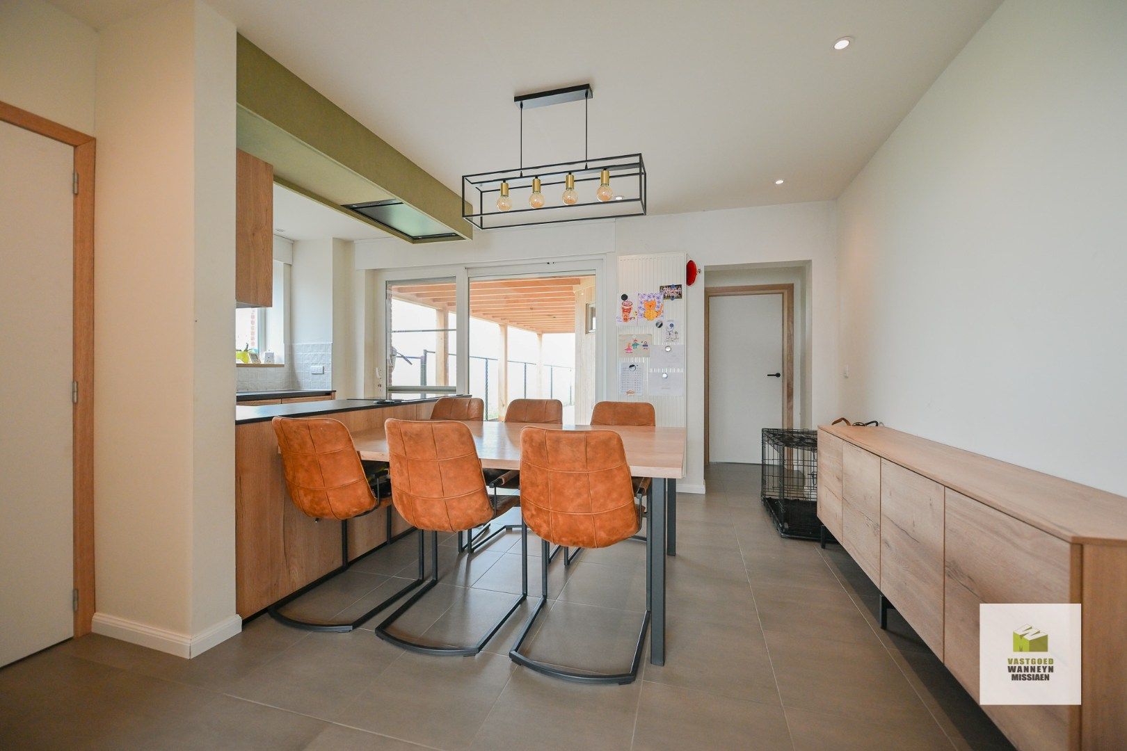 Instapklare woning met 3 slaapkamers (4 mogelijk) en tuin en landelijk uitzicht foto 5