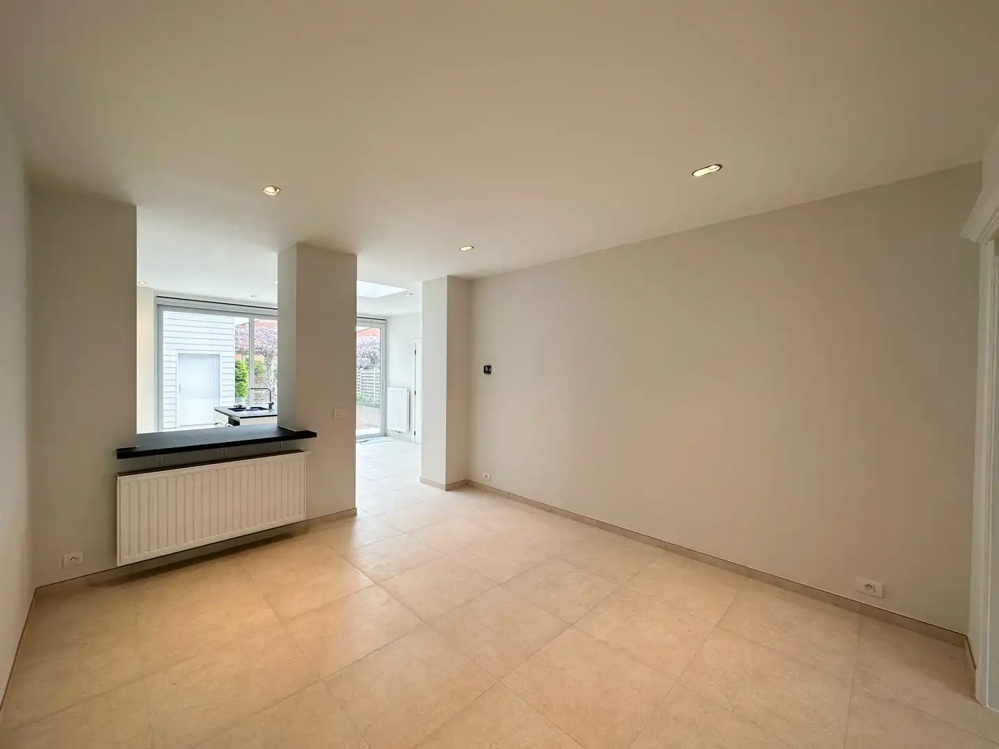 Kwalitatief afgewerkte woning met 3 slaapkamers, terras & tuin te Beveren (Roeselare)! foto 6