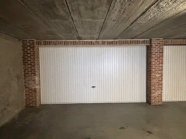 Centraal gelegen appartement met 3 slaapkamers op de markt van Eeklo foto 14